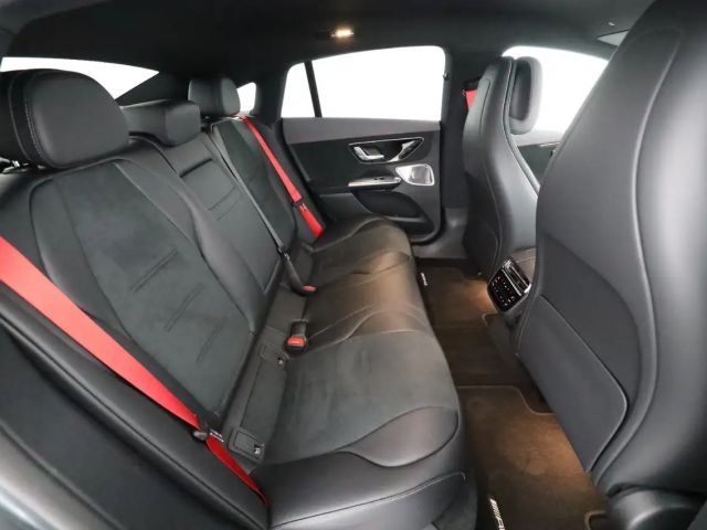 Mercedes-Benz EQE 350 AMG Line Sedan