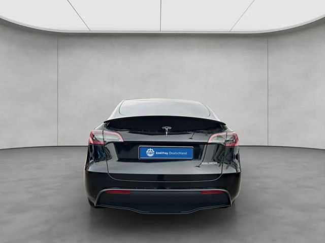 Tesla Model Y AWD Dual Motor Performance