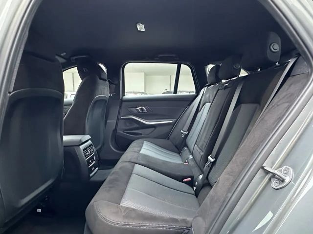 BMW 320 320d M-Sport Touring