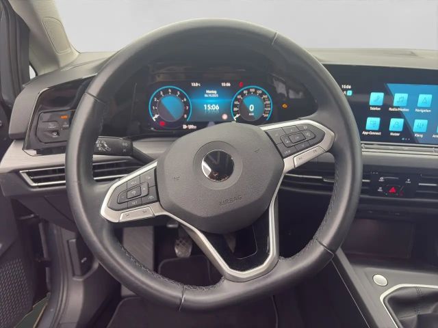 Volkswagen Golf 1.5 TSI Style