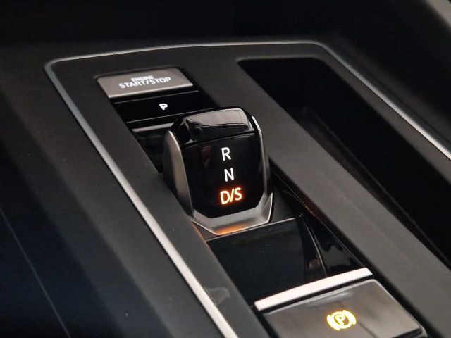 Volkswagen Golf DSG Life Variant