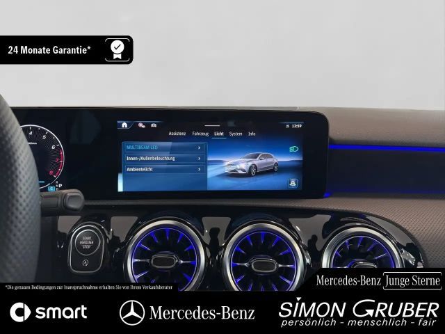 Mercedes-Benz A 200 AMG Line