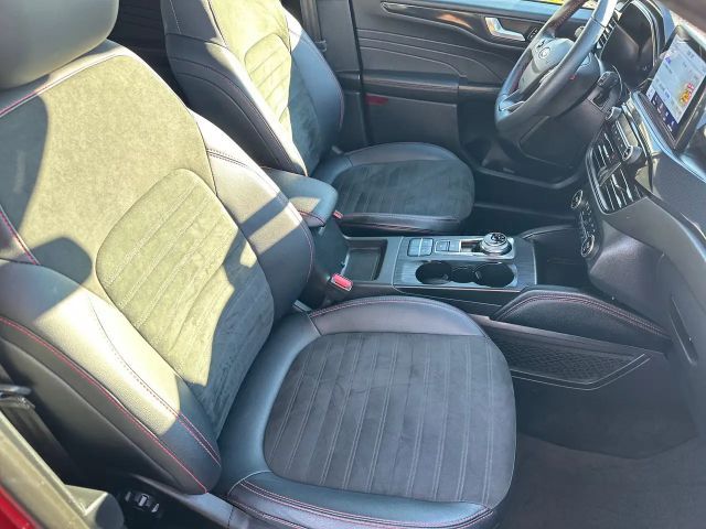 Ford Kuga Hybrid ST Line X