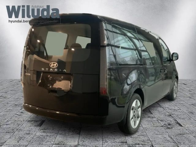 Hyundai Staria Trend