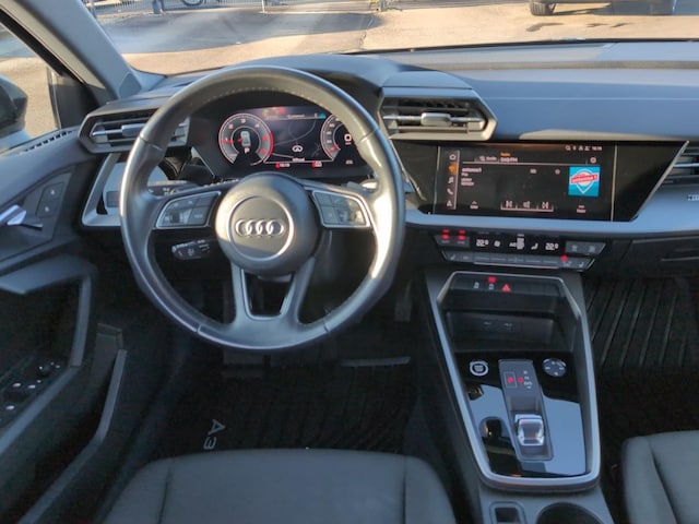 Audi A3 30 TDI S-Tronic Sedan