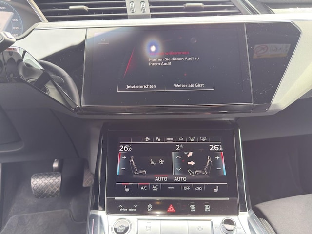 Audi Q8 e-tron 55 Quattro S-Line