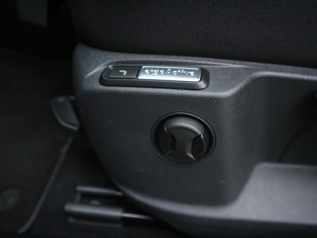 Volkswagen T-Roc 1.5 TSI Plus R-Line