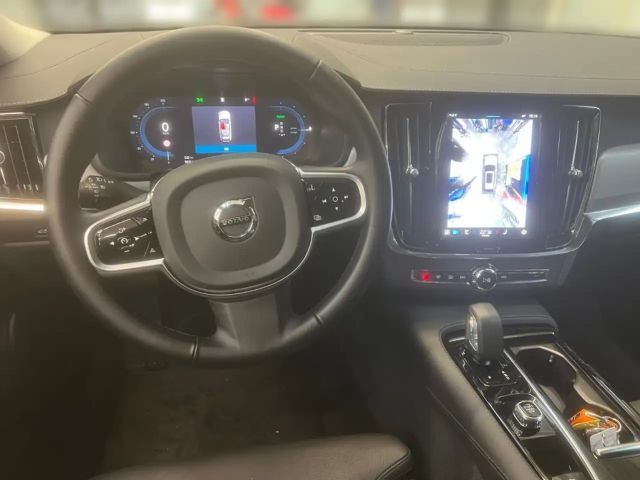 Volvo V90 AWD Dark Plus T6