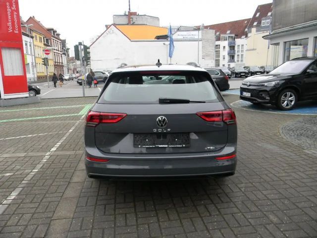 Volkswagen Golf DSG Golf VIII Life Variant
