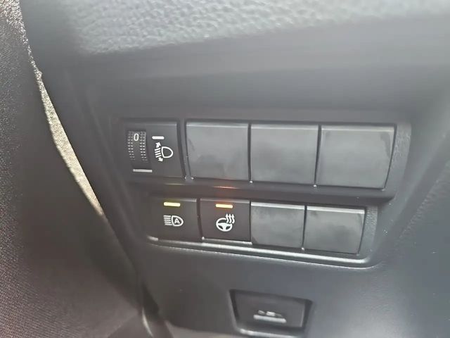 Mazda 2 Exclusive-line