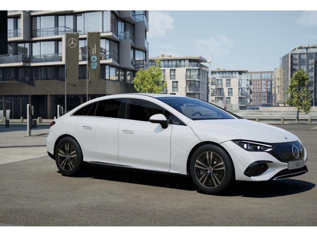 Mercedes-Benz EQE 350 Sedan