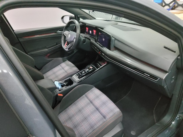 Volkswagen Golf 2.0 TSI DSG GTI