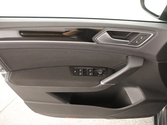 Volkswagen Touran DSG Highline