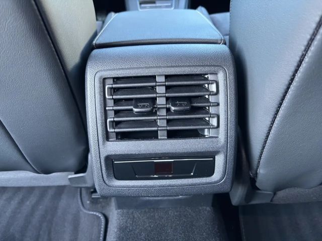 Volkswagen Golf 2.0 TDI Business Variant