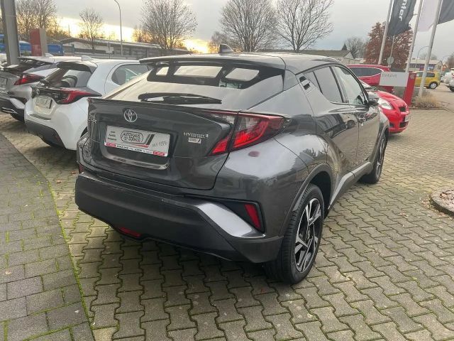 Toyota C-HR Hybride Team D