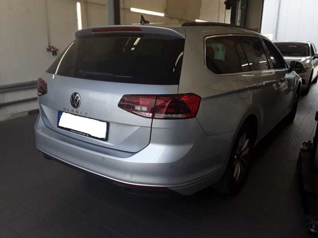 Volkswagen Passat 1.5 TSI Business Variant