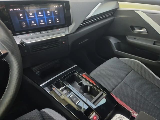 Opel Astra 1.2 Turbo Edition Turbo