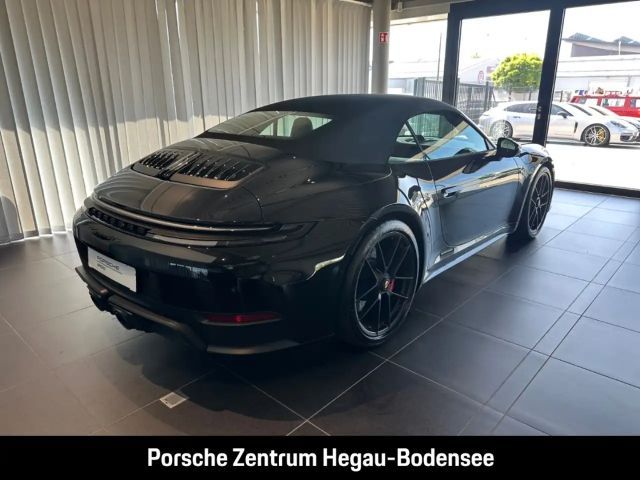 Porsche 992 Cabrio Carrera GTS