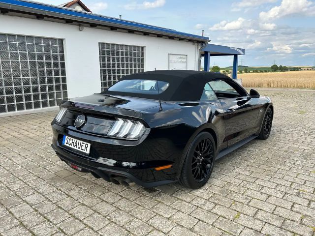 Ford Mustang Convertible GT 5.0 V8