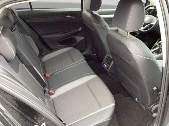 Volkswagen Golf 1.5 TSI