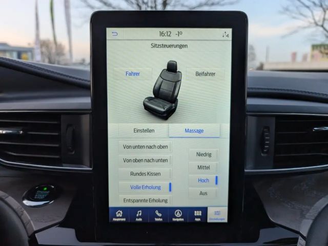 Ford Explorer Platinum Plug in Hybrid