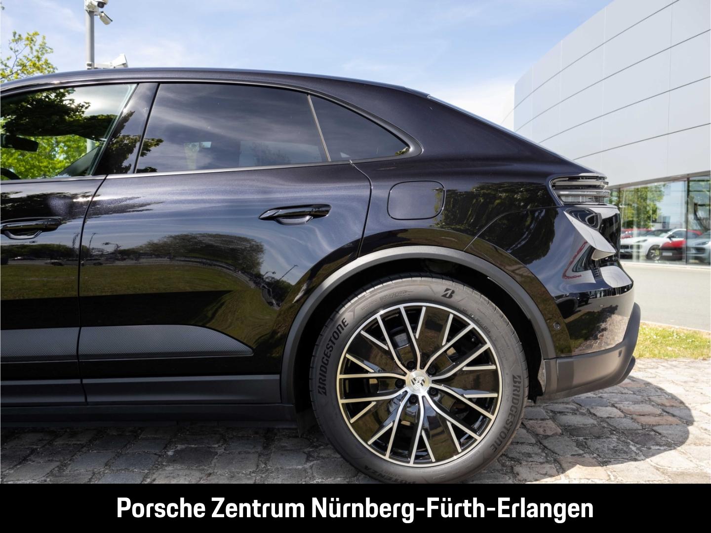 Porsche Macan BOSE Panoramadach Luftfederung Lenkradheiz
