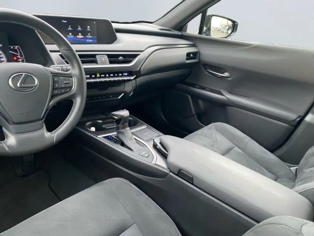 Lexus UX 250h Style Edition