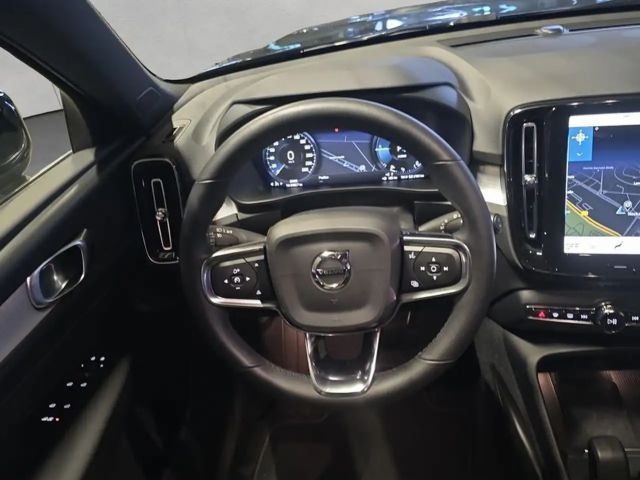 Volvo XC40 Core Recharge T4