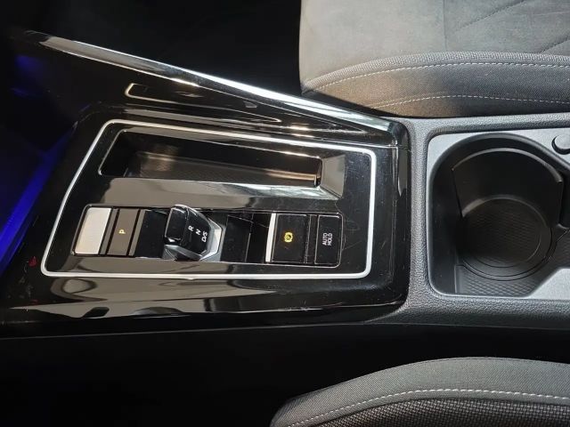 Volkswagen Golf DSG Style Variant