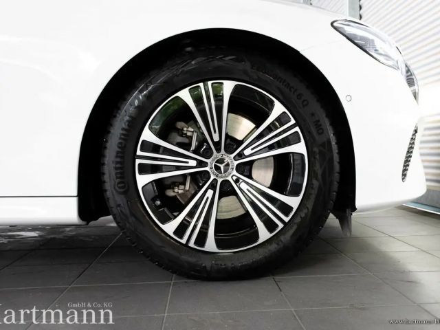 Mercedes-Benz E 200 AVANTGARDE Estate