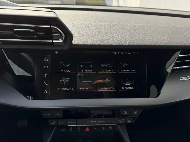 Audi A3 30 TFSI Sedan