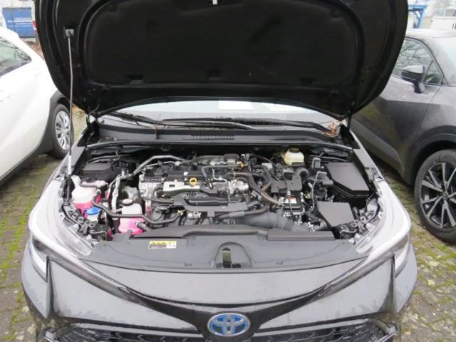 Toyota Corolla Hybride Team D