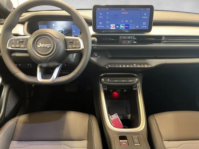 Jeep Avenger Upland MHEV 136 4XE