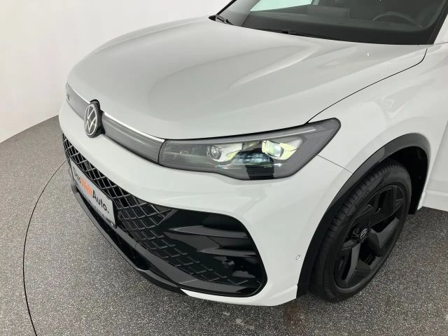 Volkswagen Tiguan 4Motion DSG R-Line