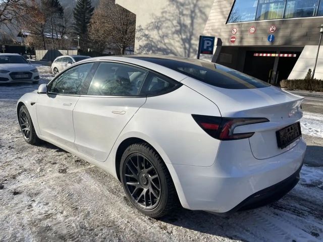 Tesla Model 3 Dual Motor Long Range