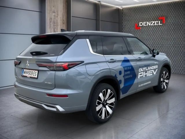 Mitsubishi Outlander 4WD PHEV