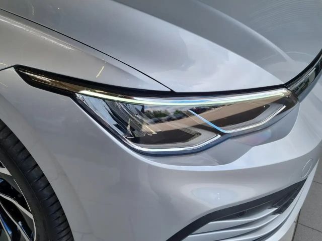 Volkswagen Golf DSG Life Variant