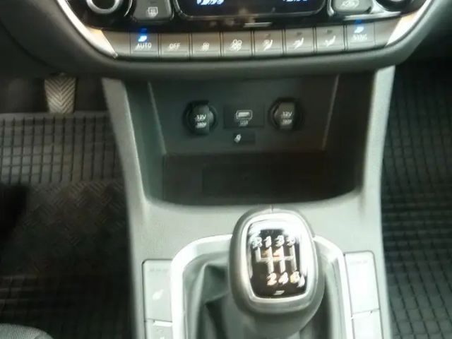 Hyundai i30 Hybrid T-GDi Trend