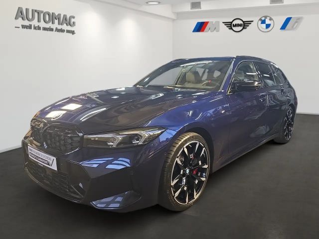BMW M3 xDrive