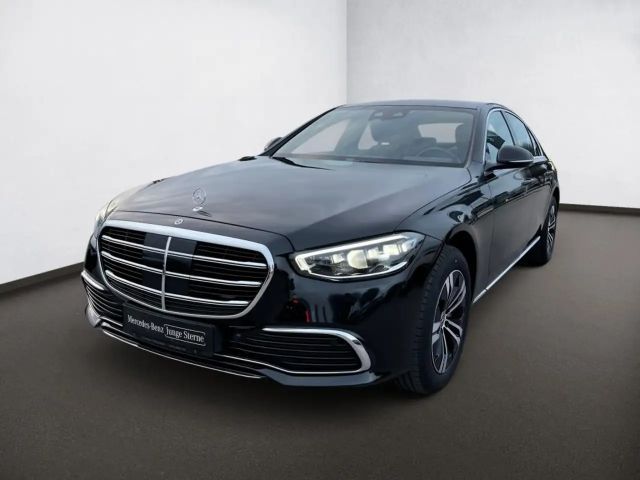 Mercedes-Benz S 350 4MATIC S 350 d Sedan