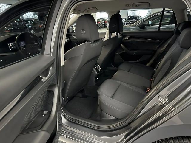 Skoda Octavia Kombi 2,0TDI *LED*AHK*Smart Link*Tempomat*Getön...