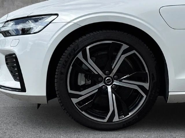 Volvo V60 AWD Dark Hybrid Plus T6