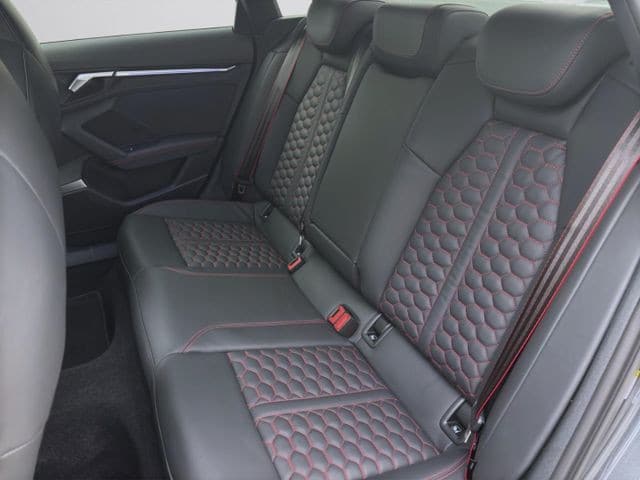 Audi RS3 Quattro S-Tronic Sedan