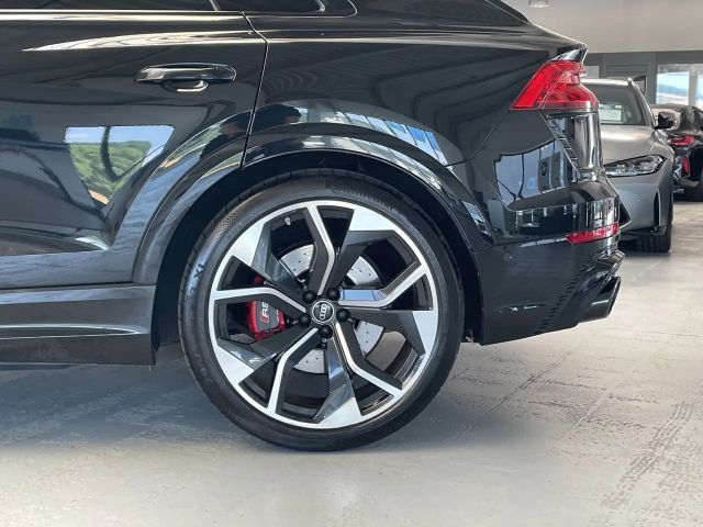 Audi RS Q8 Quattro