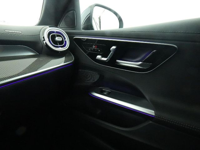 Mercedes-Benz C 200 Sedan