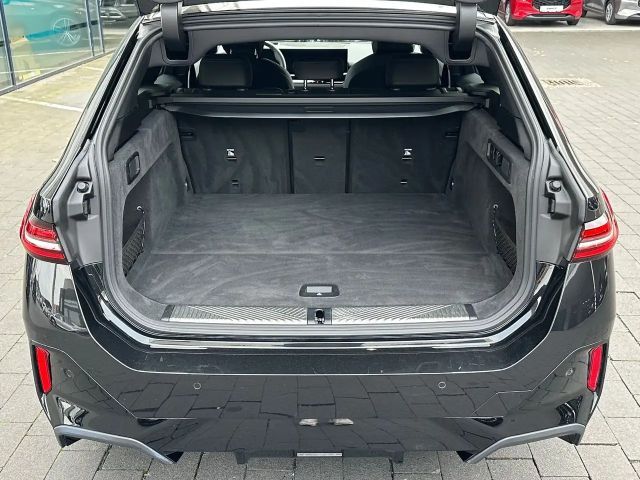 BMW 540 540d M-Sport Touring xDrive