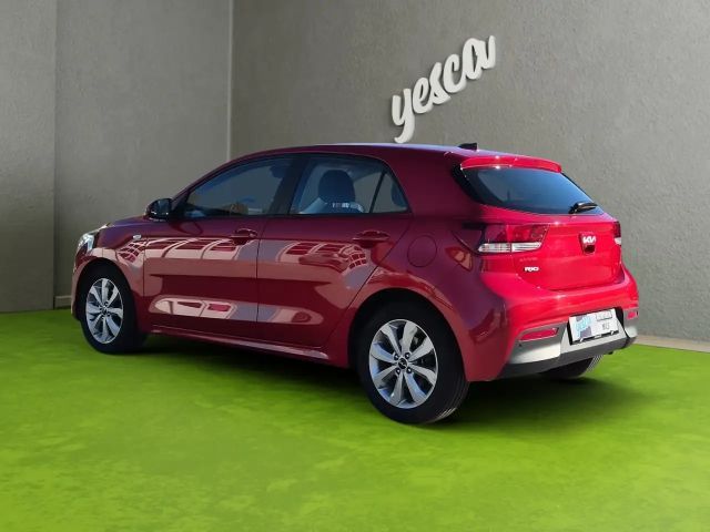 Kia Rio GDi