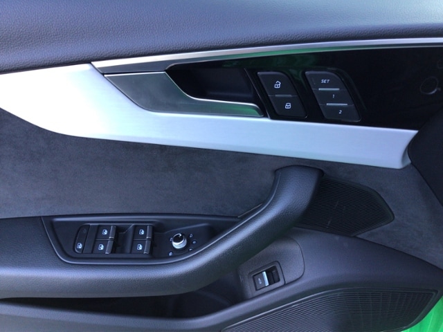 Audi S4 Avant Quattro