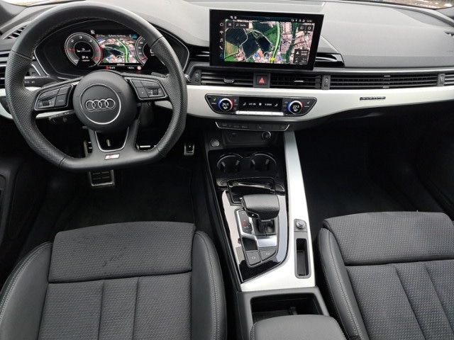 Audi A4 40 TDI Avant Quattro S-Line S-Tronic