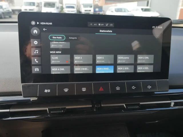 MG MG4 EV Standard range